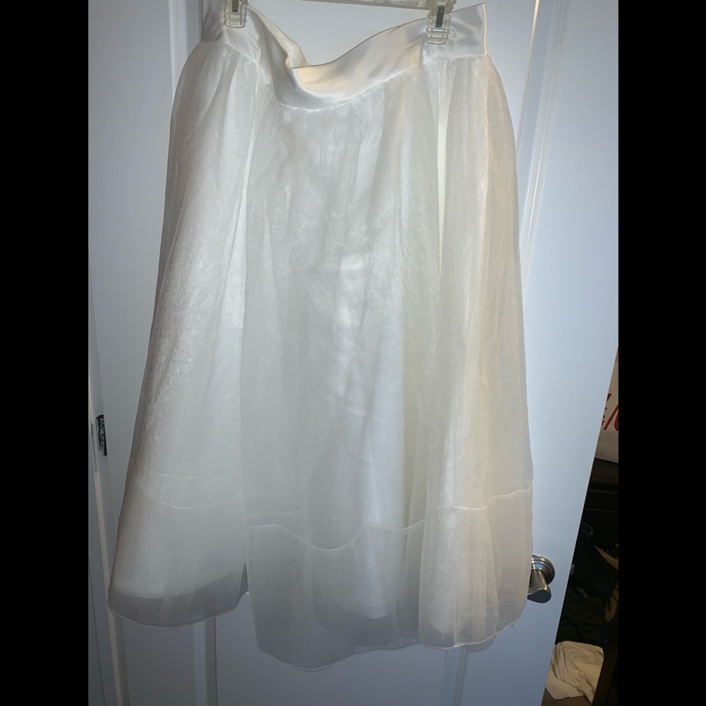 Ivory Tulle Skirt - Never Worn